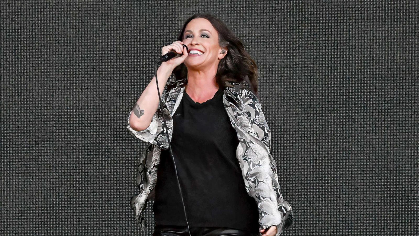 Ingressos para turnê de Alanis no Brasil 2025 disponíveis