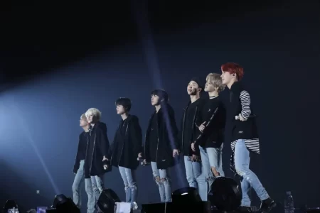 BTS anuncia evento global “Movie Weeks” com exibições inéditas nos cinemas