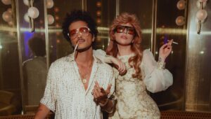 Bruno Mars e Lady Gaga (Foto: Reprodução/X)