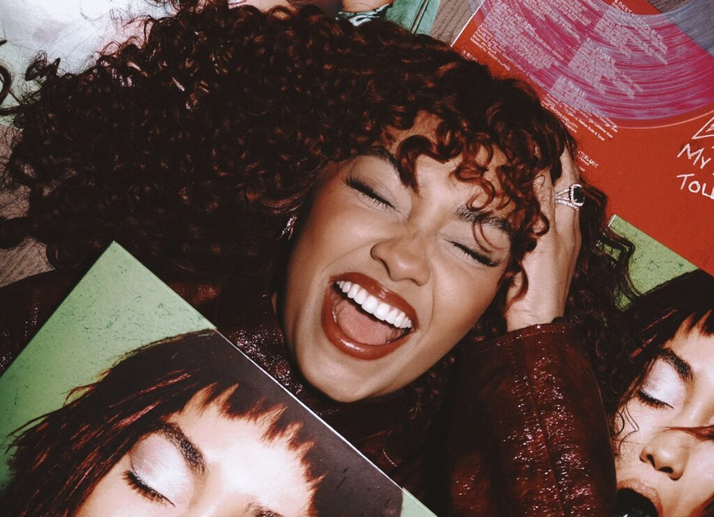 Leigh-Anne (Foto: Reprodução/X)