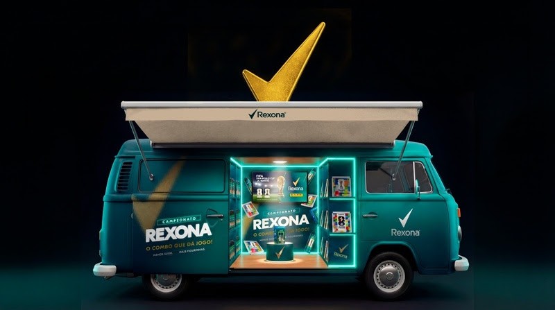 Rexona transforma nostalgia das figurinhas em campeonato de “bafo” na Avenida Paulista
