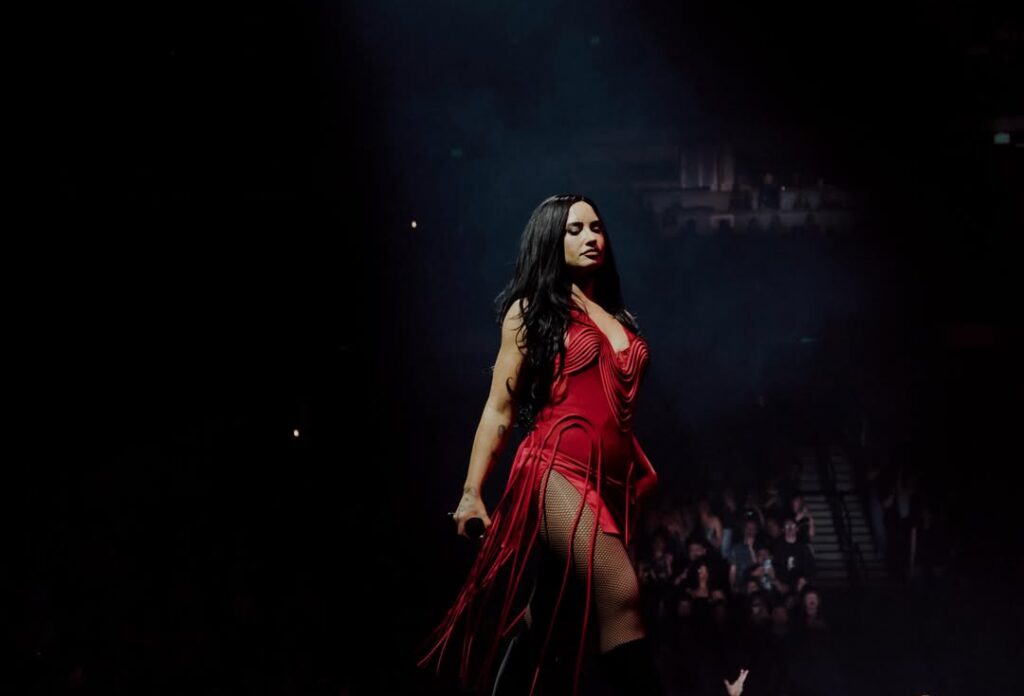 Após esgotar ingressos, Demi Lovato anuncia show extra em SP; saiba mais