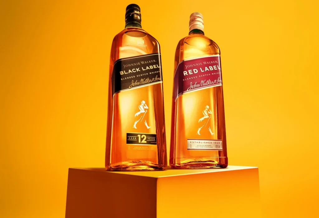 Johnnie Walker resgata preços de 2002 e vende whisky com valores do penta em ação no iFood