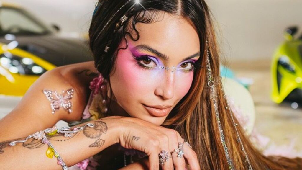 Com o lançamento de seu primeiro single, Vanessa Lopes quer ser reconhecida pela música