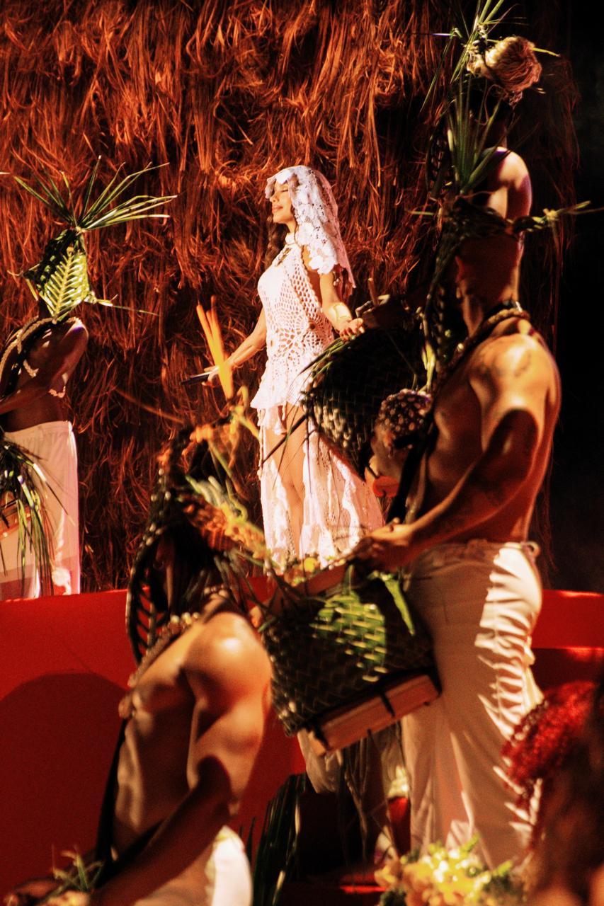 Anitta em Niterói - RJ (Foto: Fred Othero)