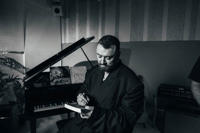 CRÍTICA | Vulnerável, sexy e maduro: Hazel Eyes mostra a melhor versão vocal de Sam Smith