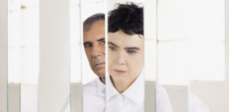 Arnaldo Antunes e Adriana Calcanhotto lançam primeiro álbum juntos e anunciam turnê para 2027
