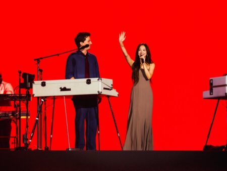 Charlie Puth e Nayeon (Foto: Reprodução/X)