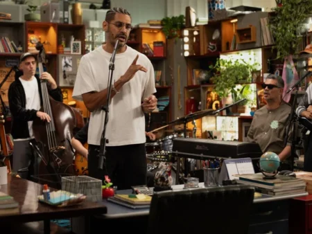 Quinze anos de Nó na Orelha: Criolo reúne músicos originais em sessão histórica no Tiny Desk Brasil Foto : Ariela Bueno / Divulgação / CP