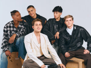 Santos Bravos são realocados para nova gravadora da HYBE focada em pop latino